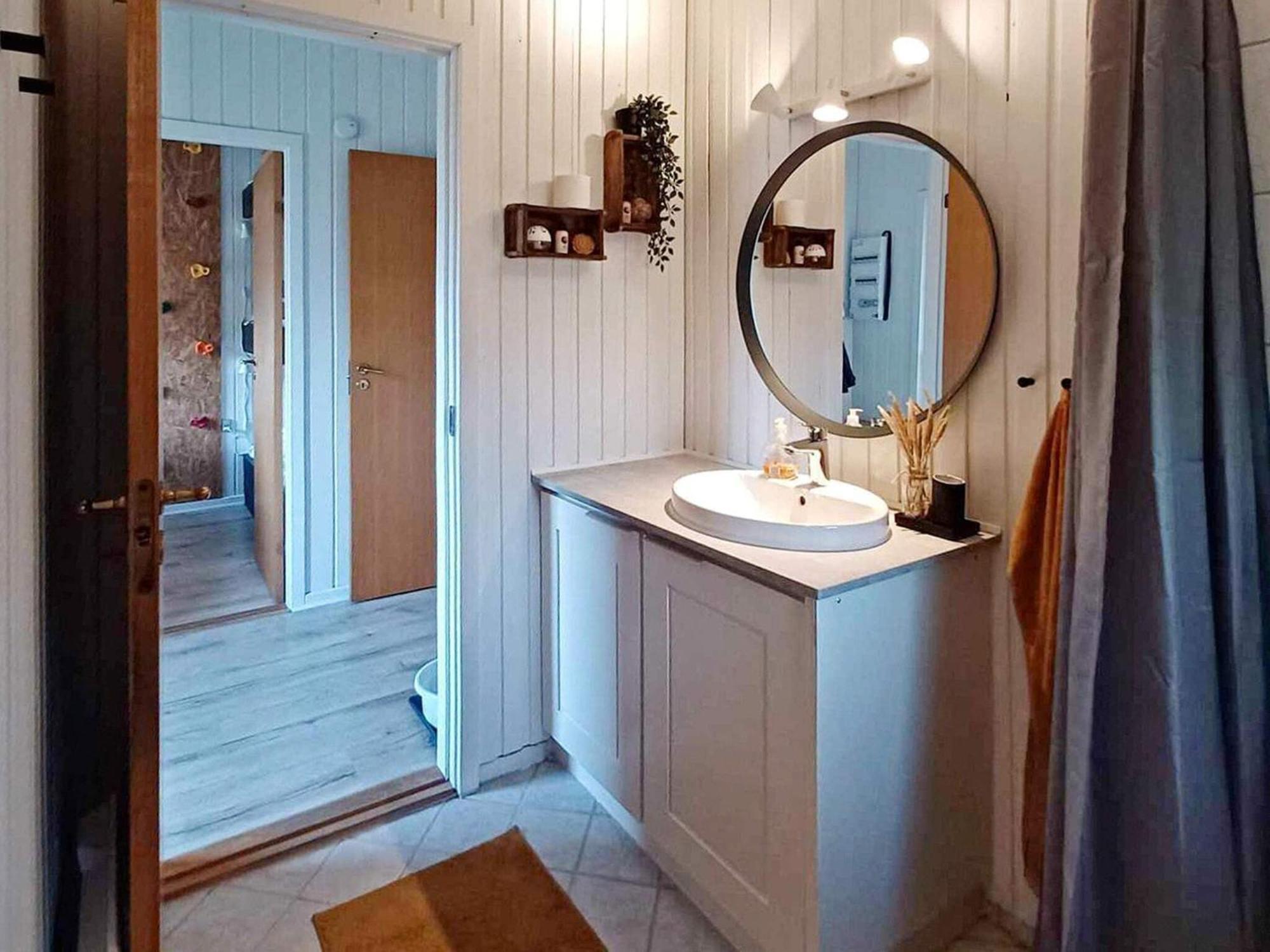 Fascinating Holiday Home in Norre Nebel near Sea Esterno foto